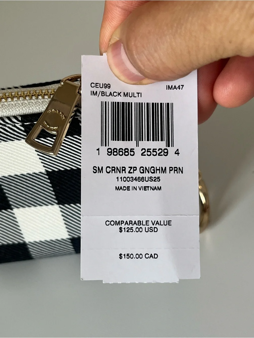 Coach Small Corner Zip Wallet With Gingham Print And Charms🎈🎈